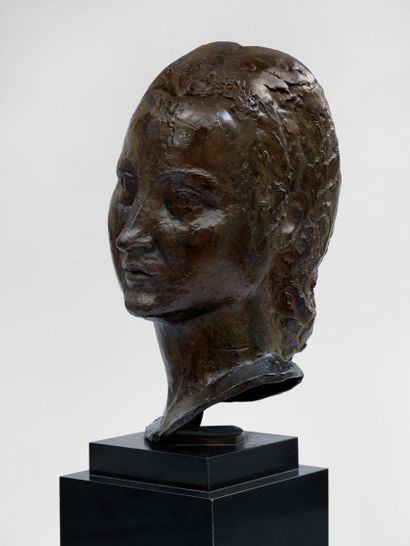 null Chana Orloff (1888-1968) 

Head of the Madonna, 1937

Bronze proof, without...