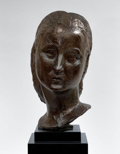 null Chana Orloff (1888-1968) 

Head of the Madonna, 1937

Bronze proof, without...