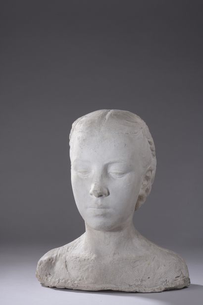 null Marcel Damboise (1903-1992)

Bust of Anne-Marie Vieilhescaze, 1948-1952

Studio...
