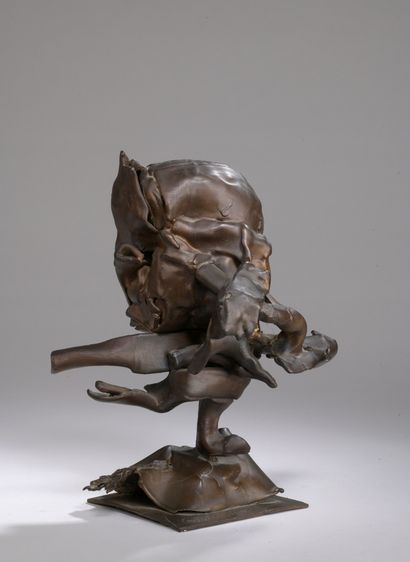 null Roel D'HAESE (1921-1996)

Untitled, 1986

Bronze with brown patina signed and...