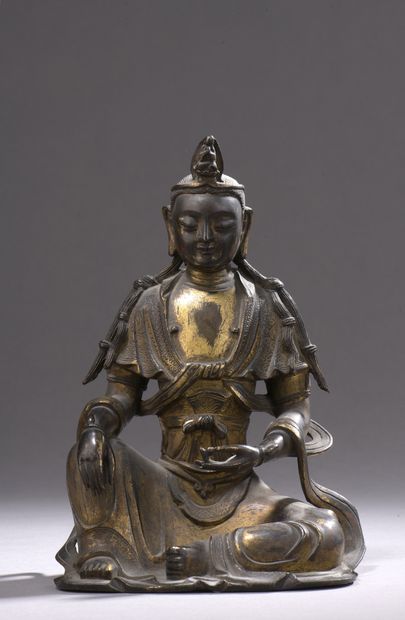 BODHISATTVA 
Bronze doré 
Chine, XVIIe siècle...