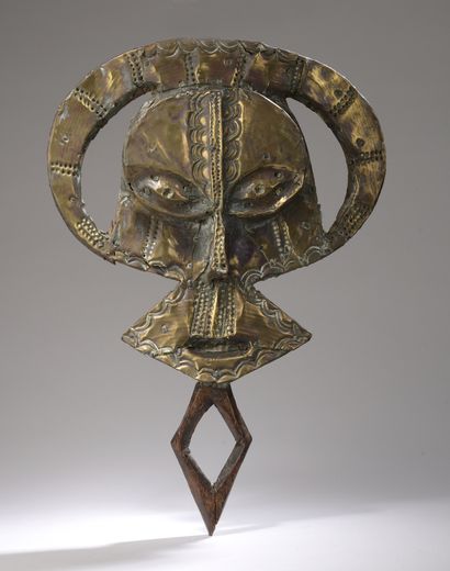 null KOTA OBAMBA RELIEF FIGURE, Okonja region, Haut Ogooué, Gabon

Wood, copper alloy,...