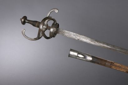 Épée de style, fin XVIe siècle. Fusée entièrement...