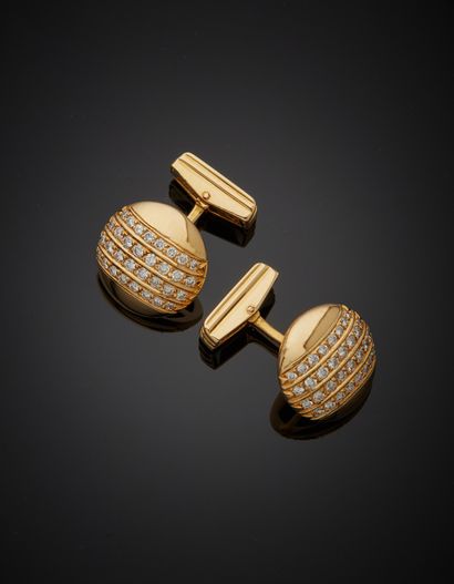 null P. G. BRUN - Pair of 18K yellow gold 750‰ cufflinks, set with lozenge set with...