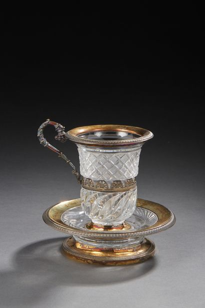 null Cup and its saucer in cut crystal, silver mount 1st title 950‰ and vermeil with...