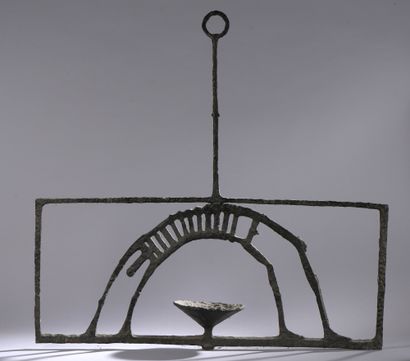 null François DIMECH (1949)

Le Gymnaste

Sculpture en bronze à patine brun-vert....