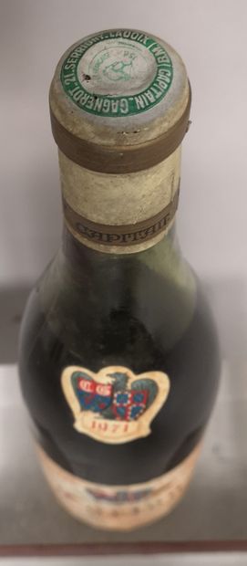 null 1 bottle CORTON Grand Cru Les Renardes - CAPTAIN GAGNEROT - 1971

Label slightly...