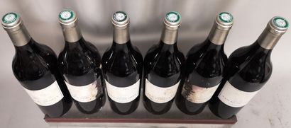 null 6 bouteilles CLOS LES REMPARTS - Graves 2004 

Étiquettes tachées.