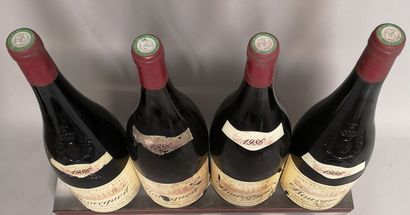 null 4 magnums BOURGUEIL - Domaine du PETIT MONT - 1986

Labels slightly stained...