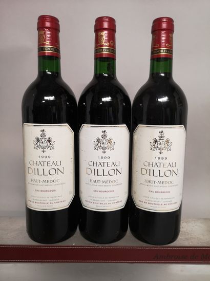 null 3 bouteilles Château DILLON - Haut Médoc 1999 

Étiquettes légèrement marqu...