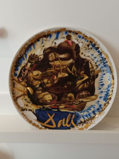 null Edition ROSENTHAL, after Salvador DALI (1904-1989)

The Plate of Gala, circa...