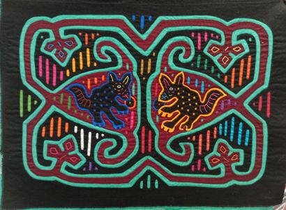 null Set of seven molas in embroidered fabrics. 

34 x 42 cm (one framed).