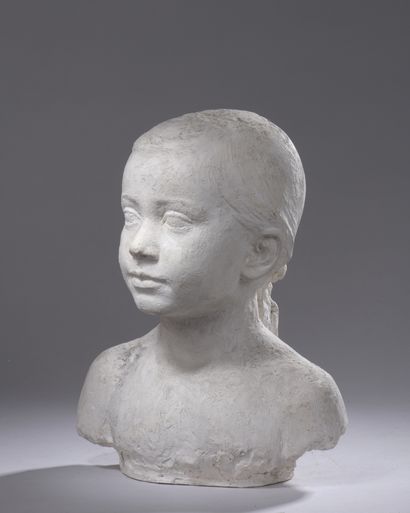 null Marcel DAMBOISE (1903-1992)

Bust of Anne, 1970-1973

Studio plaster

Not signed

34...