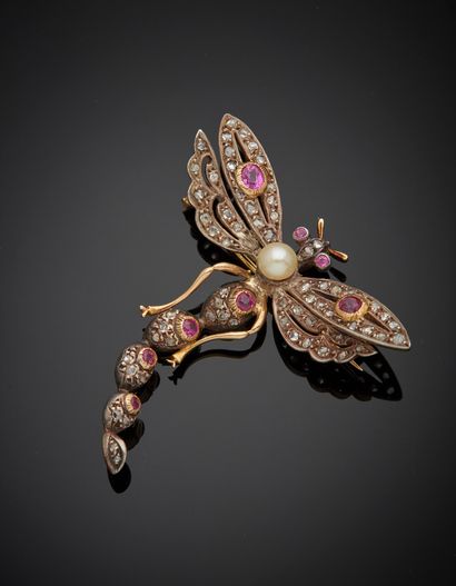 null 18K yellow gold 750‰ and silver 2nd title 800‰ brooch, in the form of a dragonfly,...