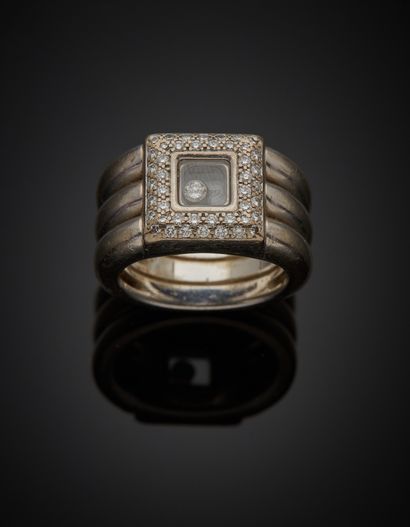 null CHOPARD - 18K white gold 750‰ signet ring, "Happy Diamonds" model, square in...