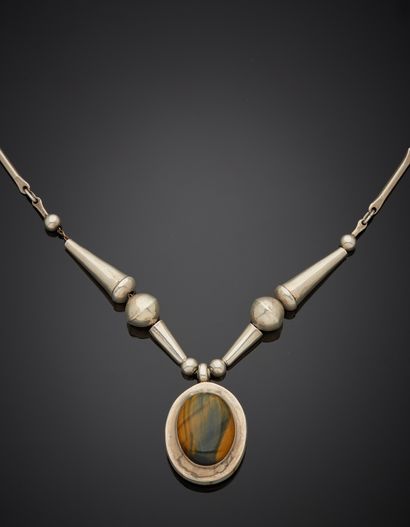 null GOUDJI - Silver necklace 2nd title 800‰, adorned with an oval-shaped cabochon...
