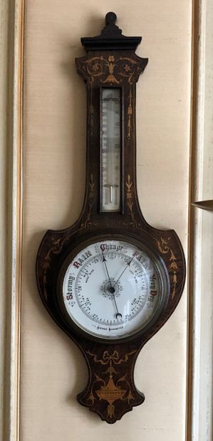 Barometer in veneer, with light wood inlays...