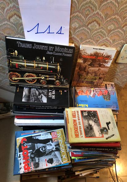 null Lot de livres brochés, catalogues, fascicules, sur le thème ferroviaire, 2nde...