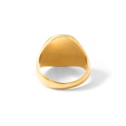 null 9K yellow and white gold signet ring 375‰.

Scratches, slight bumps.

Finger...