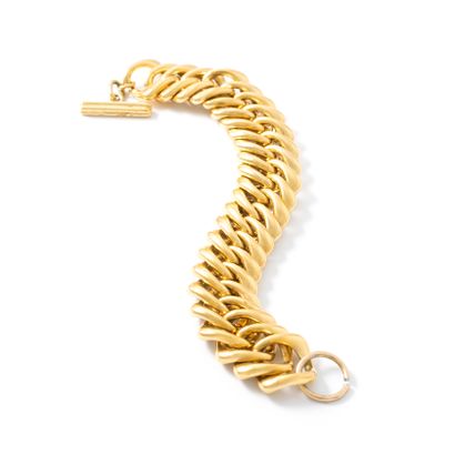 null Yves Saint Laurent. Collier et Bracelet en métal doré.

Longueur du collier:...