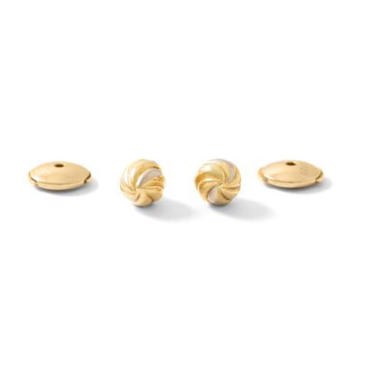 null Cartier (attributed to). Pair of 18K yellow and white gold 750‰ earrings.

Bears...