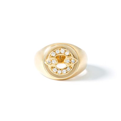 null Cartier (attributed to). 18K yellow gold 750‰ ring set with 8/8-cut diamonds.

Bears...