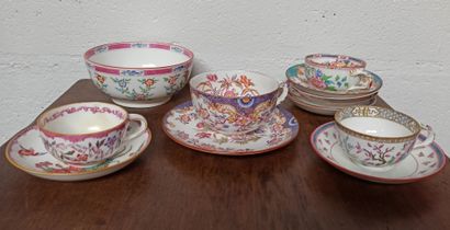null 
MINTON & SARREGUEMINES 




Fourteen saucers, eight cups and a punch bowl in...