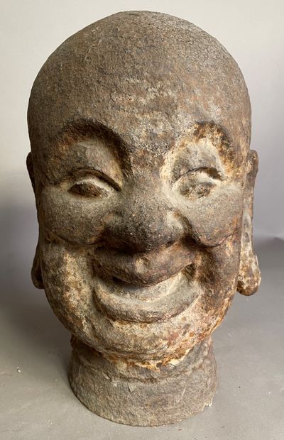 null Cast iron head of a hilarious Asian deity 

Modern work

Important oxidations....
