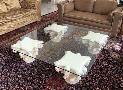 null Large coffee table with four legs forming Corinthian capitals in plaster and...