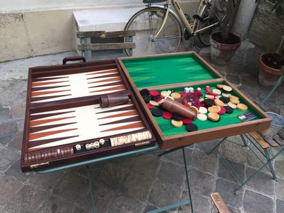 null Mannette of various games including: 

- Two Backgammon games, one in a leather...