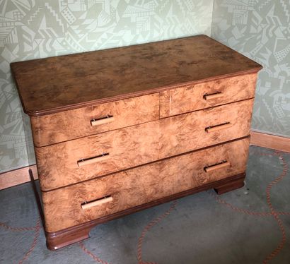 null Set including :

A chest of drawers and two bedside tables in blond veneer.

Small...