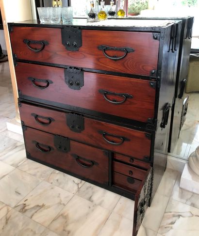 null Two chests forming a chest of drawers in painted wood, fittings and black metal,...