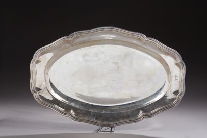 null Silver dish 1st title 925‰, of oval form, the edge molded with fillets, the...