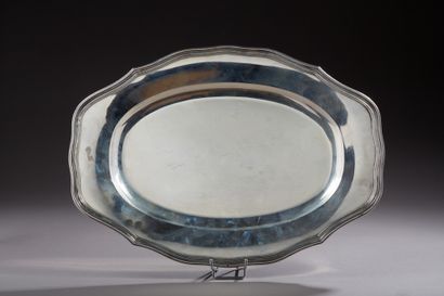 null BANCELIN - Silver dish 1st title 950‰, of oval form, molded with fillets. Signed....
