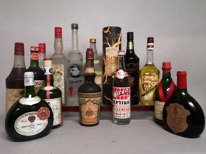 15 bouteilles ALCOOLS et LIQUEURS DIVERS...