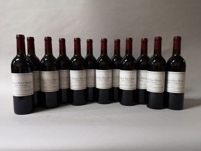 null 12 bouteilles	 CHÂTEAU HAUT BAILLY - Gc Pessac Leognan	 1992

	En caisse bois....