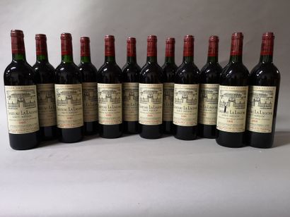 null 12 bouteilles 	CHÂTEAU LA LAGUNE - 3e Gcc Haut Medoc	 1995	

En caisse bois....