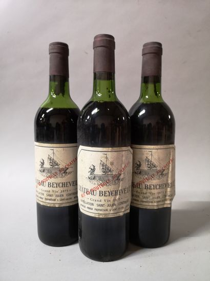 null 3 bouteilles 	CHÂTEAU BEYCHEVELLE - 4e Gcc Saint Julien	 1975	

Étiquettes tachées...