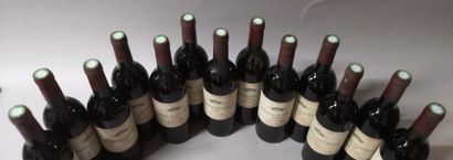 null 
13 bouteilles LA PARDE de HAUT BAILLY - 2e vin Ch. Haut Bailly	 1993




	Étiquettes...
