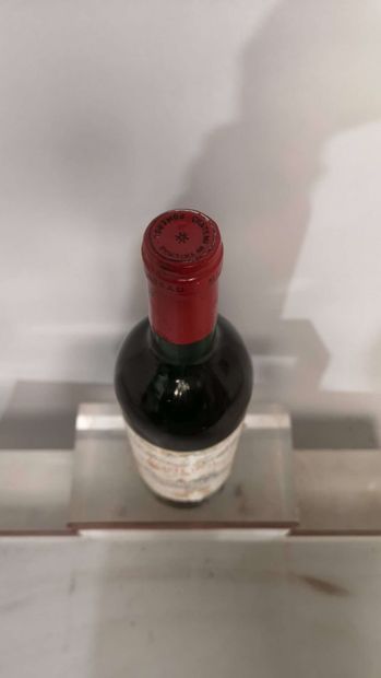 null 
2 bouteilles BORDEAUX DIVERS 1989

1 bouteille CHÂTEAU TAILHAS - Pomerol et...