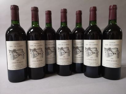 null 7 bouteilles	 CHÂTEAU ROC de CAMBES – Côtes de Bourg	 1989	

En caisse bois....