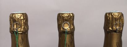 null 3 bottles CHAMPAGNE Brut - J. CHARLIER Fils 

1 from 1982 and 2 from 1983