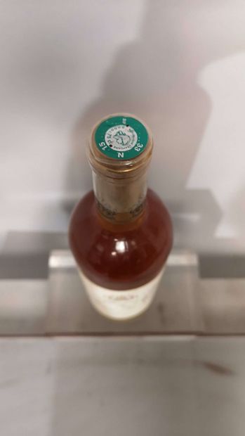 null 
1 bouteille de CHÂTEAU RAYNE VIGNEAU - 1er Cc Sauternes 2001

Étiquette légèrement...
