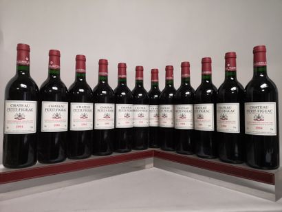 null 12 bouteilles CHÂTEAU PETIT FIGEAC - Saint Emilion Grand Cru 1994