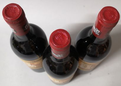 null 3 bouteilles	 CHÂTEAU DUCRU BEAUCAILLOU - 2e Gcc Saint Julien	 1988

1 étiquette...