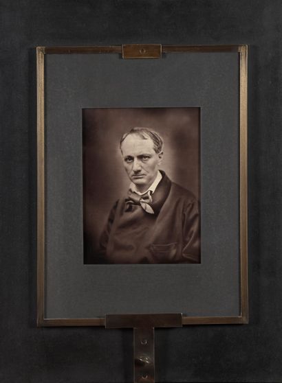 Étienne CARJAT (1828-1906)

Portrait of Baudelaire

Photoglyptie....