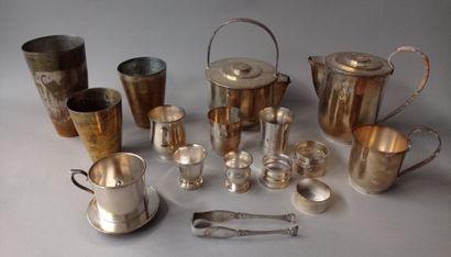 Lot in silver plated metal including two...