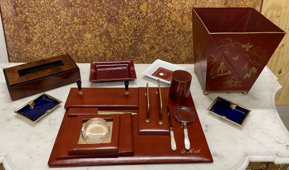 null Mannette including a leather desk set, a magnifying glass and a mother-of-pearl...