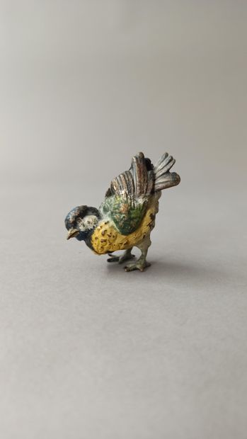 null BRONZE OF VIENNA

Sparrow, titmouse, sparrow on a leaf and bird connected to...