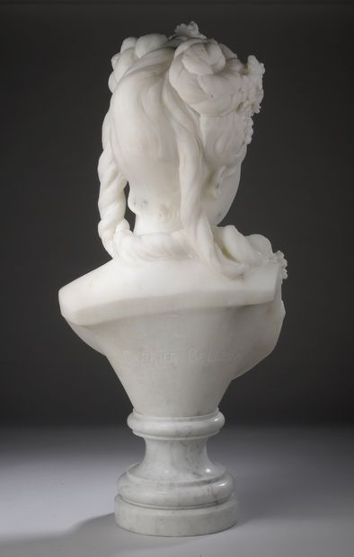 null Albert-Ernest Carrier-Belleuse (1824-1887)

Young woman with daisies

Marble...